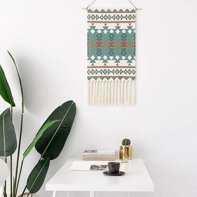 Hanging tassel tapestry Treasure of gems