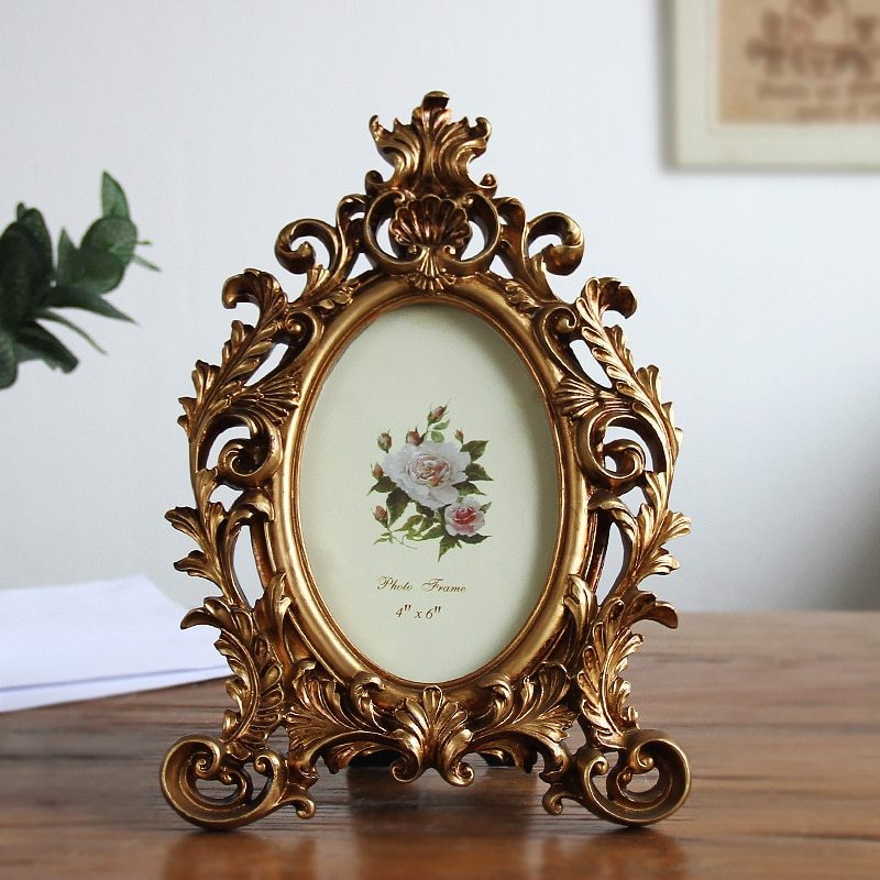 European oval resin photo frame Treasure of gems