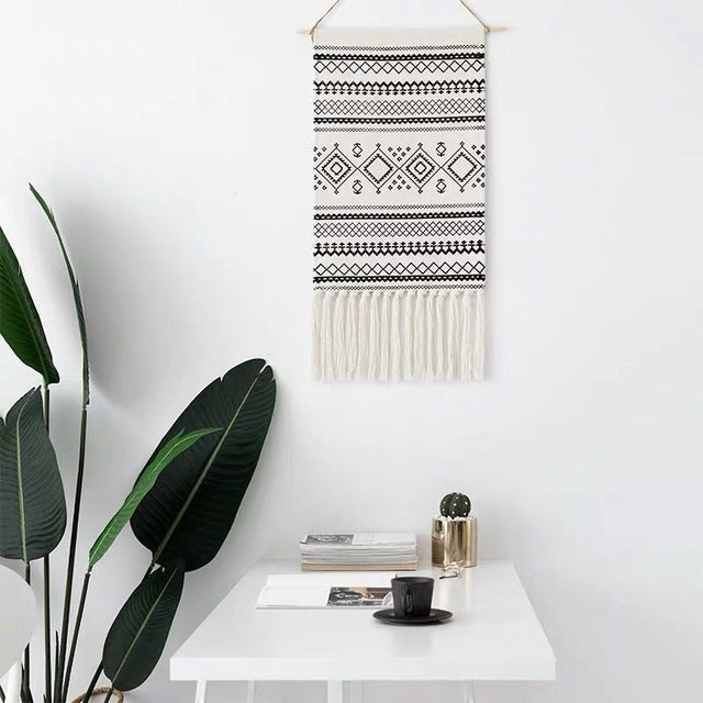 Hanging tassel tapestry Treasure of gems